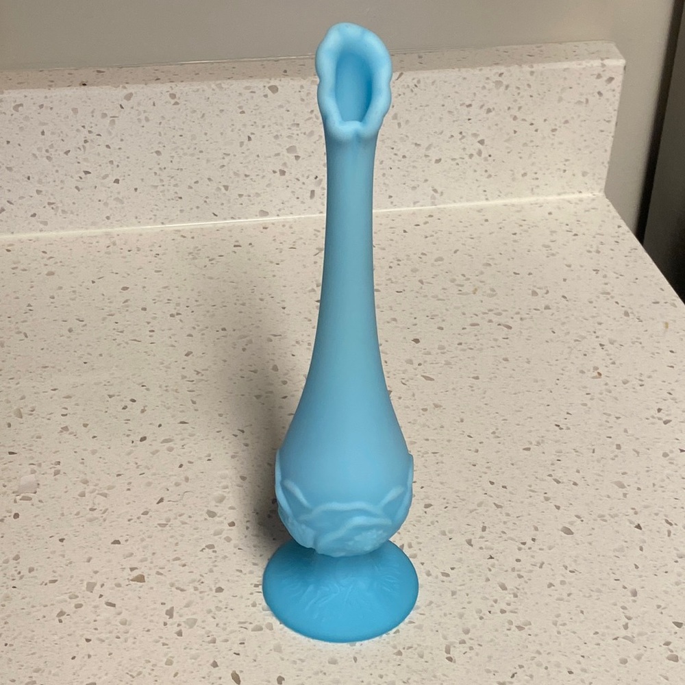 Fenton frosted blue glass water lily bud vase